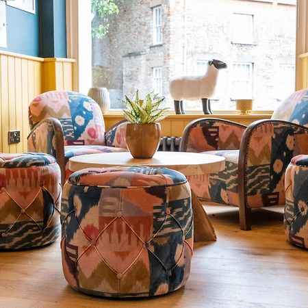 The Sheep And Penguin Hotell Wells Eksteriør bilde