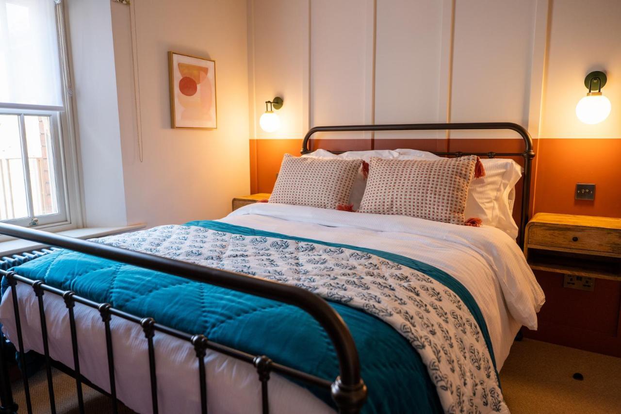 The Sheep And Penguin Hotell Wells Eksteriør bilde