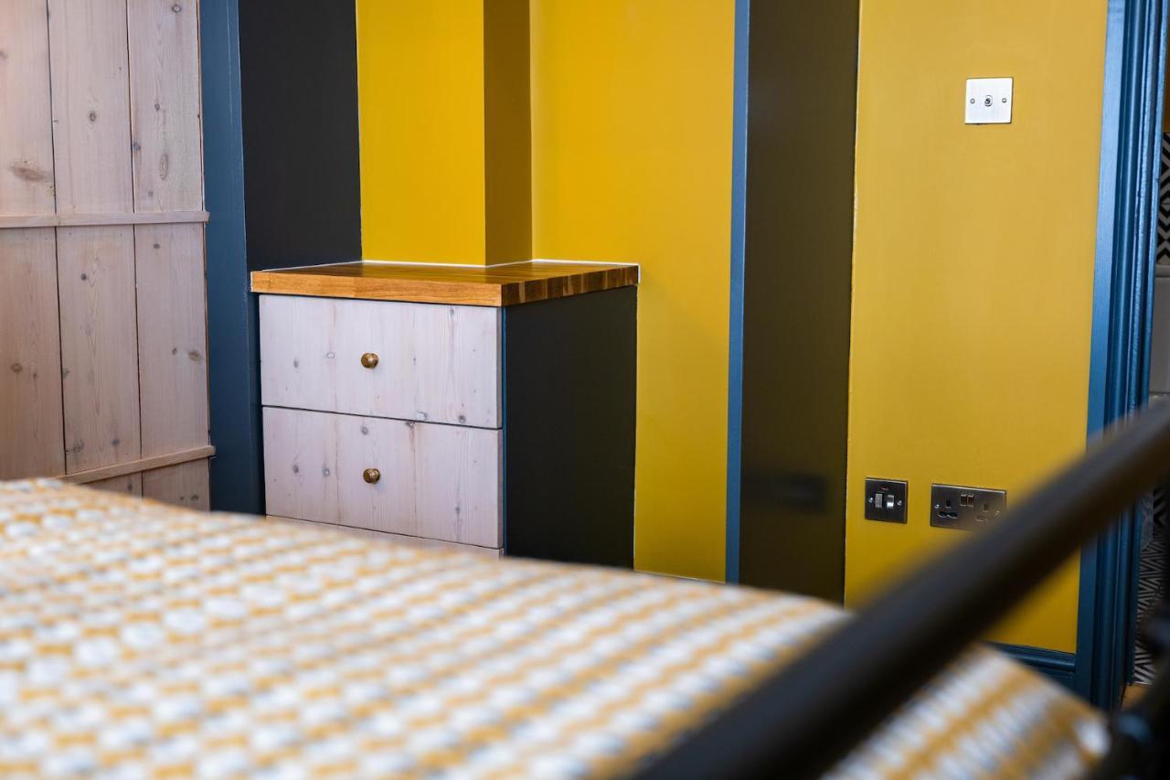 The Sheep And Penguin Hotell Wells Eksteriør bilde